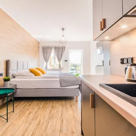 Hupkas Apartementy I Pokoje Jantar Exterior photo