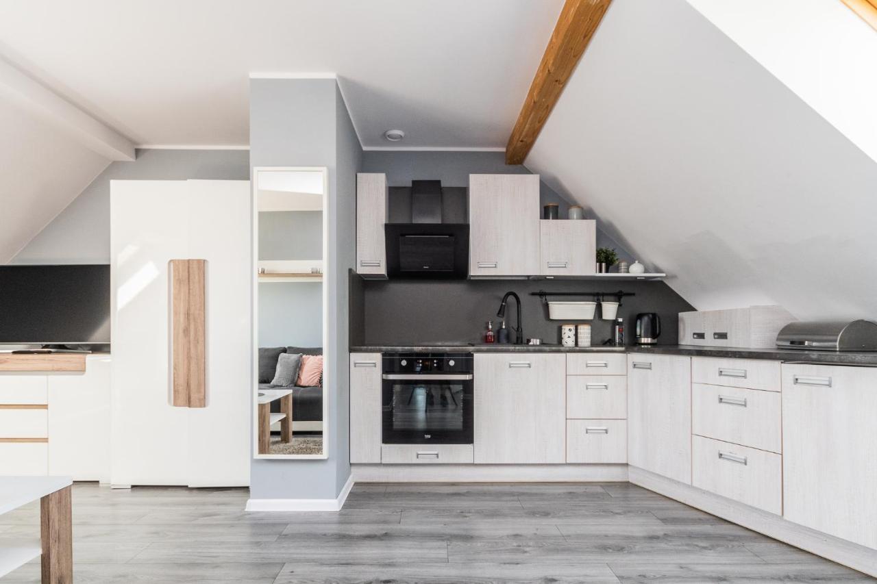 Hupkas Apartementy I Pokoje Homestay *
